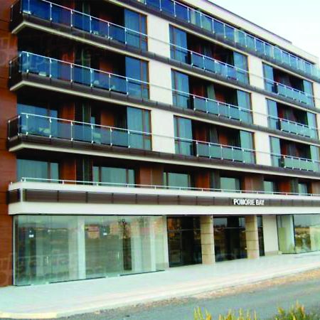 Pomorie Bay Aparthotel Exterior photo