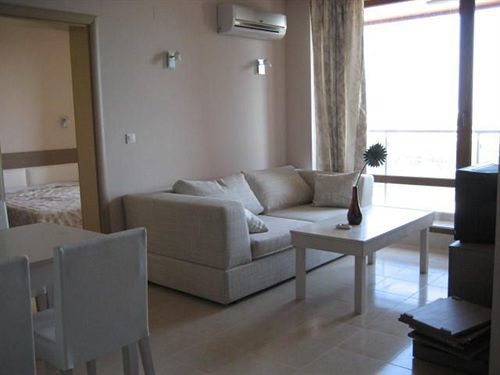 Pomorie Bay Aparthotel Exterior photo
